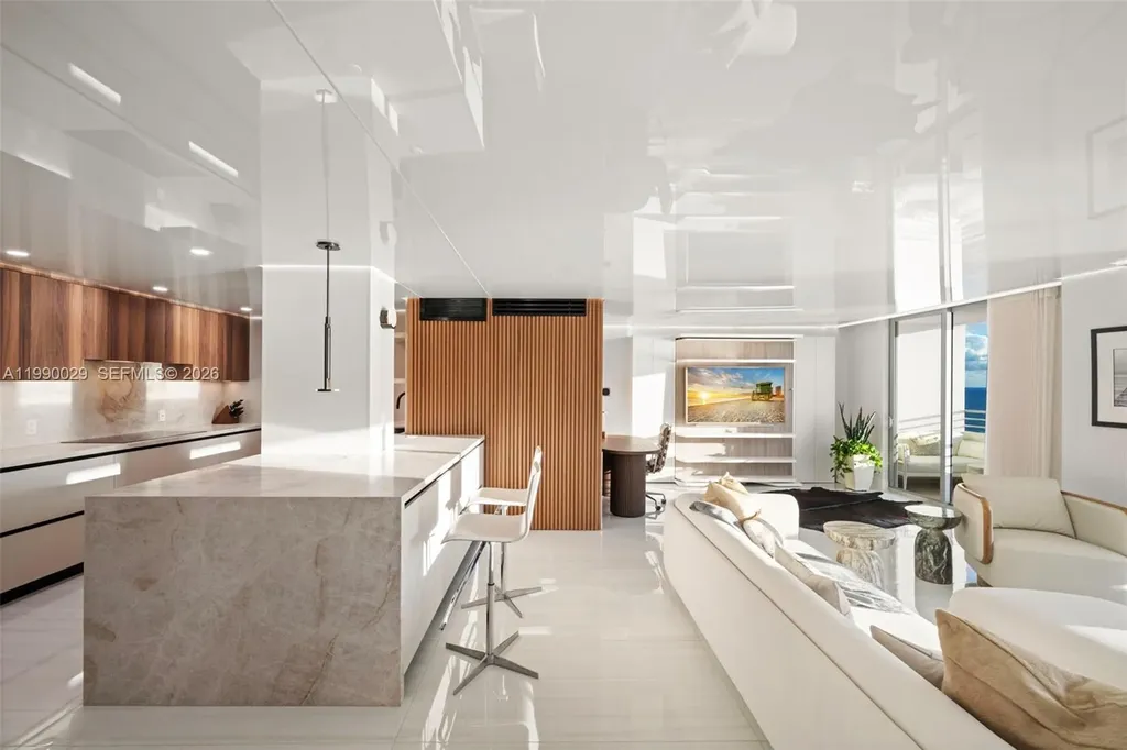 5555 Collins Avenue Miami Beach FL 33140