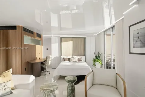 5555 Collins Avenue Miami Beach FL 33140
