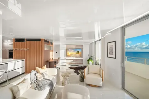 5555 Collins Avenue Miami Beach FL 33140