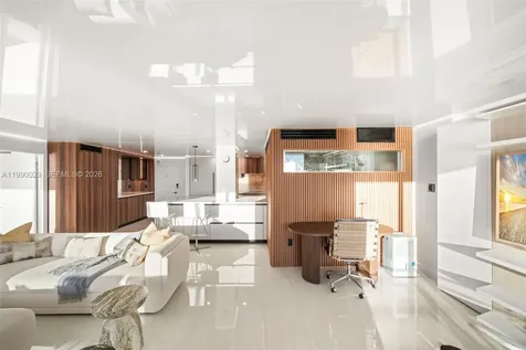 5555 Collins Avenue Miami Beach FL 33140