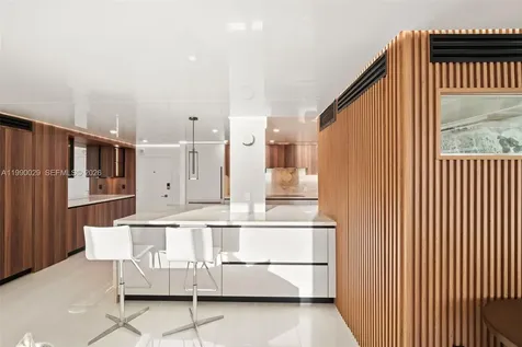 5555 Collins Avenue Miami Beach FL 33140