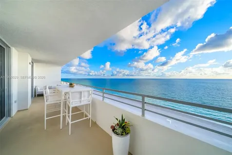 5555 Collins Avenue Miami Beach FL 33140