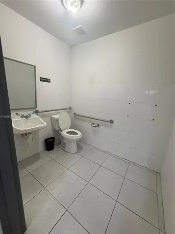 1815 W Okeechobee Road Hialeah FL 33010
