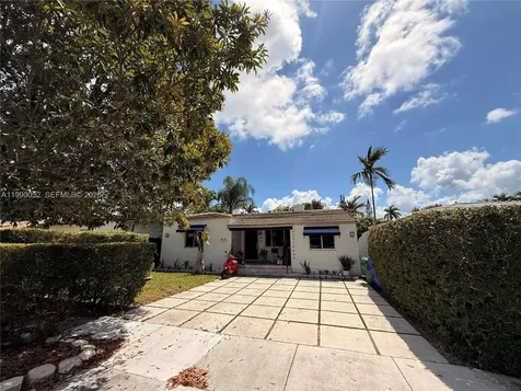 2260 SW 25th Street Miami FL 33133
