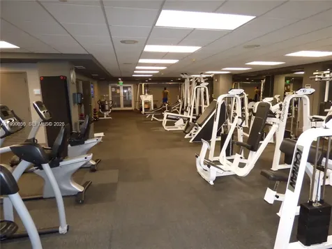 185 SE 14th Terrace Miami FL 33131