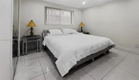 136 SE 2nd Court Dania Beach FL 33004