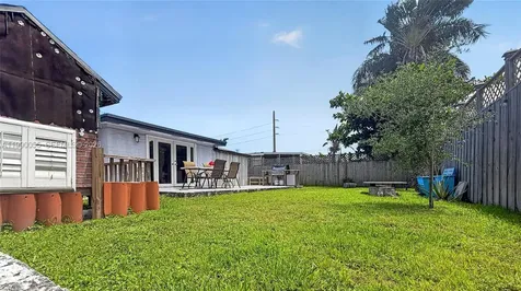 136 SE 2nd Court Dania Beach FL 33004