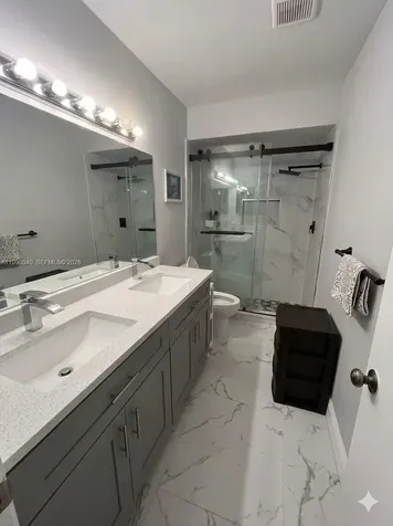 3931 SW 84th Terrace Davie FL 33328