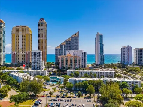 17560 Atlantic Boulevard Sunny Isles Beach FL 33160