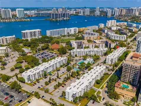 17560 Atlantic Boulevard Sunny Isles Beach FL 33160