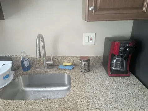 17560 Atlantic Boulevard Sunny Isles Beach FL 33160