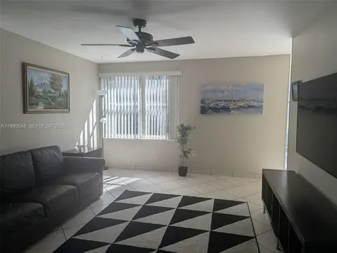 17560 Atlantic Boulevard Sunny Isles Beach FL 33160