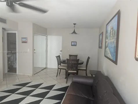 17560 Atlantic Boulevard Sunny Isles Beach FL 33160