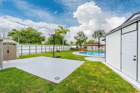 11220 SW 181st Terrace Miami FL 33157