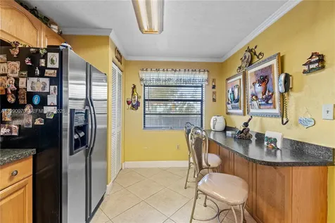901 Colony Point Circle Pembroke Pines FL 33026