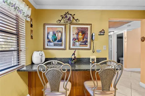 901 Colony Point Circle Pembroke Pines FL 33026