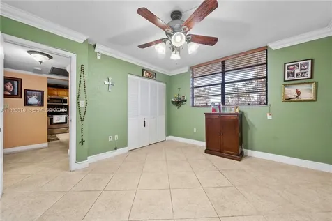 901 Colony Point Circle Pembroke Pines FL 33026