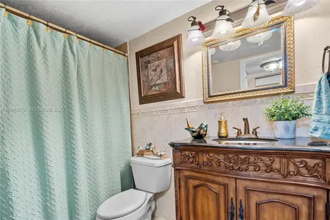 901 Colony Point Circle Pembroke Pines FL 33026