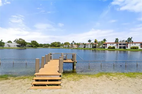 901 Colony Point Circle Pembroke Pines FL 33026