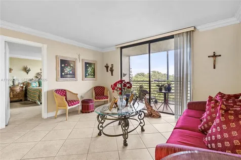 901 Colony Point Circle Pembroke Pines FL 33026