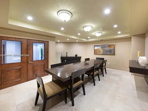 3590 Coral Way Miami FL 33145