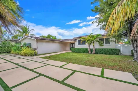 851 Bluebird Avenue Miami Springs FL 33166