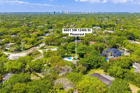 6601 Chapman Field Drive Pinecrest FL 33156