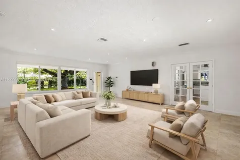 6601 Chapman Field Drive Pinecrest FL 33156