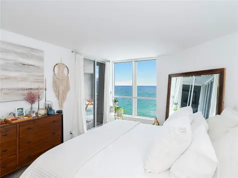 6767 Collins Avenue Miami Beach FL 33141
