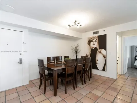 6767 Collins Avenue Miami Beach FL 33141