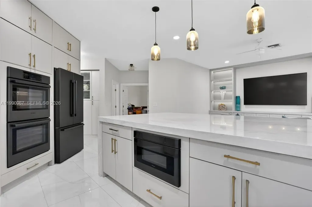 4953 Kensington Circle Coral Springs FL 33076