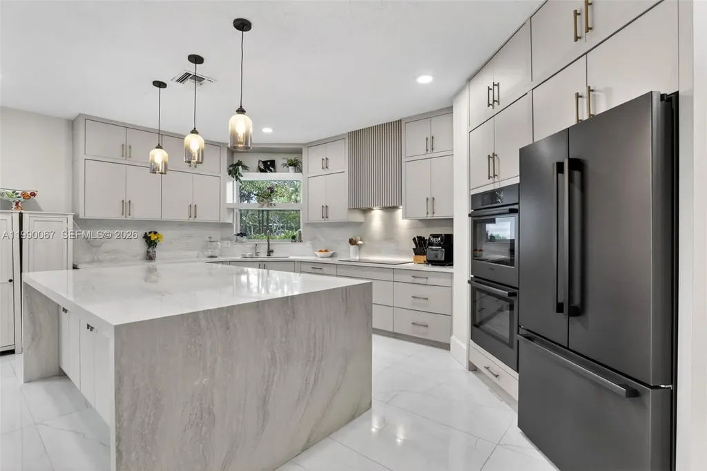 4953 Kensington Circle Coral Springs FL 33076