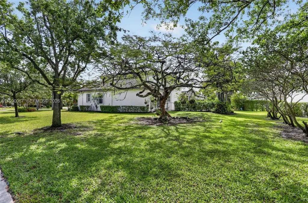 4953 Kensington Circle Coral Springs FL 33076