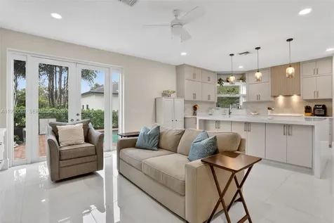 4953 Kensington Circle Coral Springs FL 33076