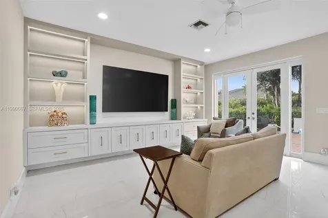 4953 Kensington Circle Coral Springs FL 33076