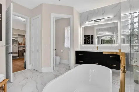 4953 Kensington Circle Coral Springs FL 33076