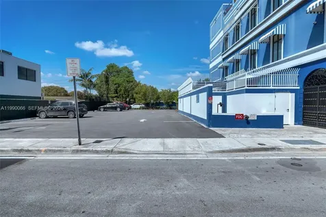 4136 N Miami Avenue Miami FL 33127