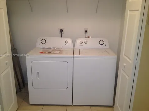 841 NW 10th Street Hallandale Beach FL 33009