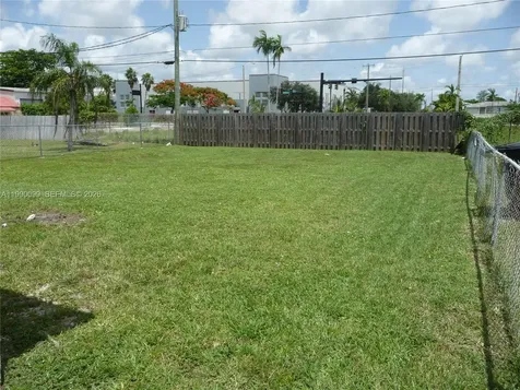841 NW 10th Street Hallandale Beach FL 33009