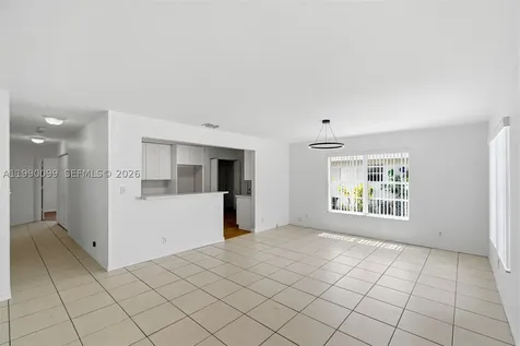 841 NW 10th Street Hallandale Beach FL 33009