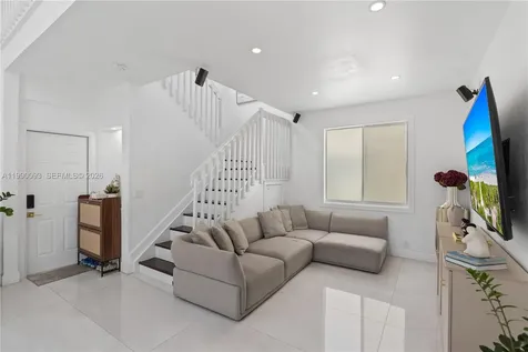 1500 Canary Island Drive Weston FL 33327