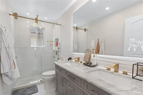 1500 Canary Island Drive Weston FL 33327
