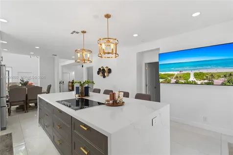 1500 Canary Island Drive Weston FL 33327