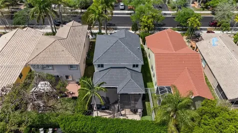 1500 Canary Island Drive Weston FL 33327