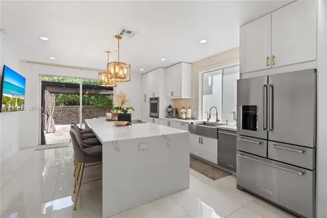 1500 Canary Island Drive Weston FL 33327