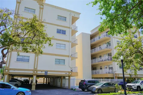 2008 Jackson Street Hollywood FL 33020