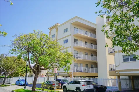 2008 Jackson Street Hollywood FL 33020