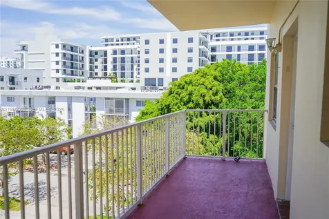 2008 Jackson Street Hollywood FL 33020