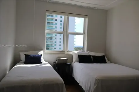 20000 E Country Club Drive Aventura FL 33180