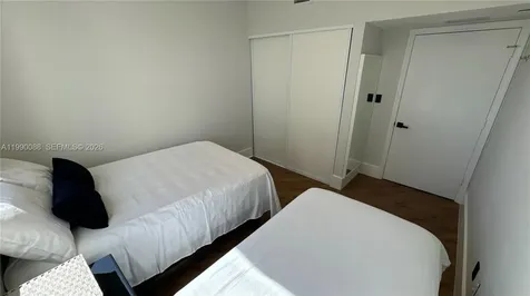 20000 E Country Club Drive Aventura FL 33180